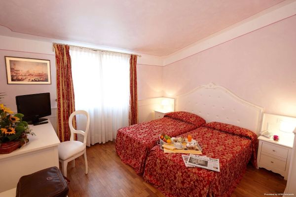 Villa Patriarca Hotel (Mirano)